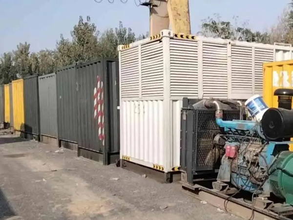 茅箭200KW柴油发电机机组每小时油耗是多少？